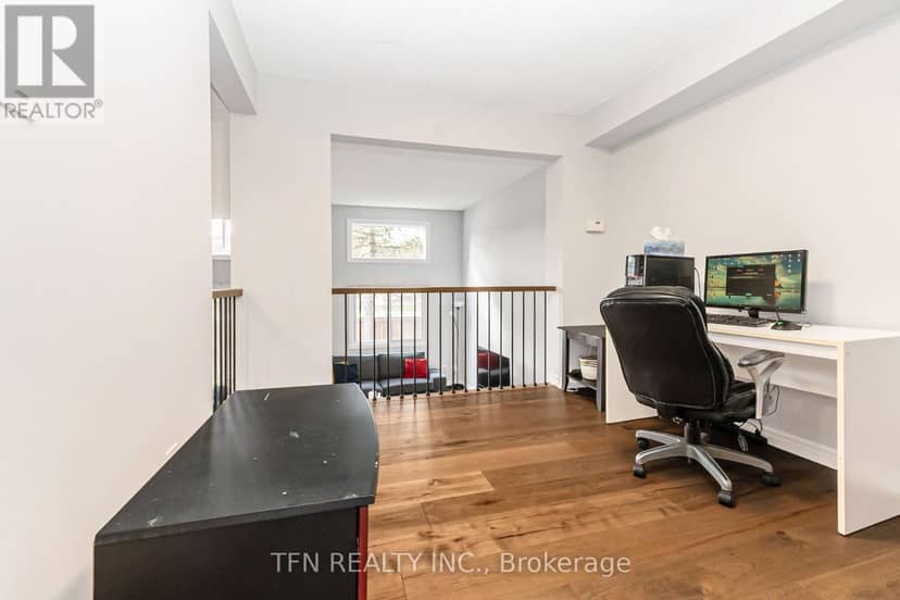 9 - 4165 Fieldgate Drive — photo 13 of 23