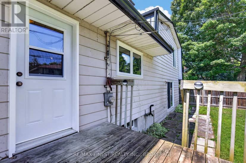 881 Ludgate Crescent — photo 40 of 40