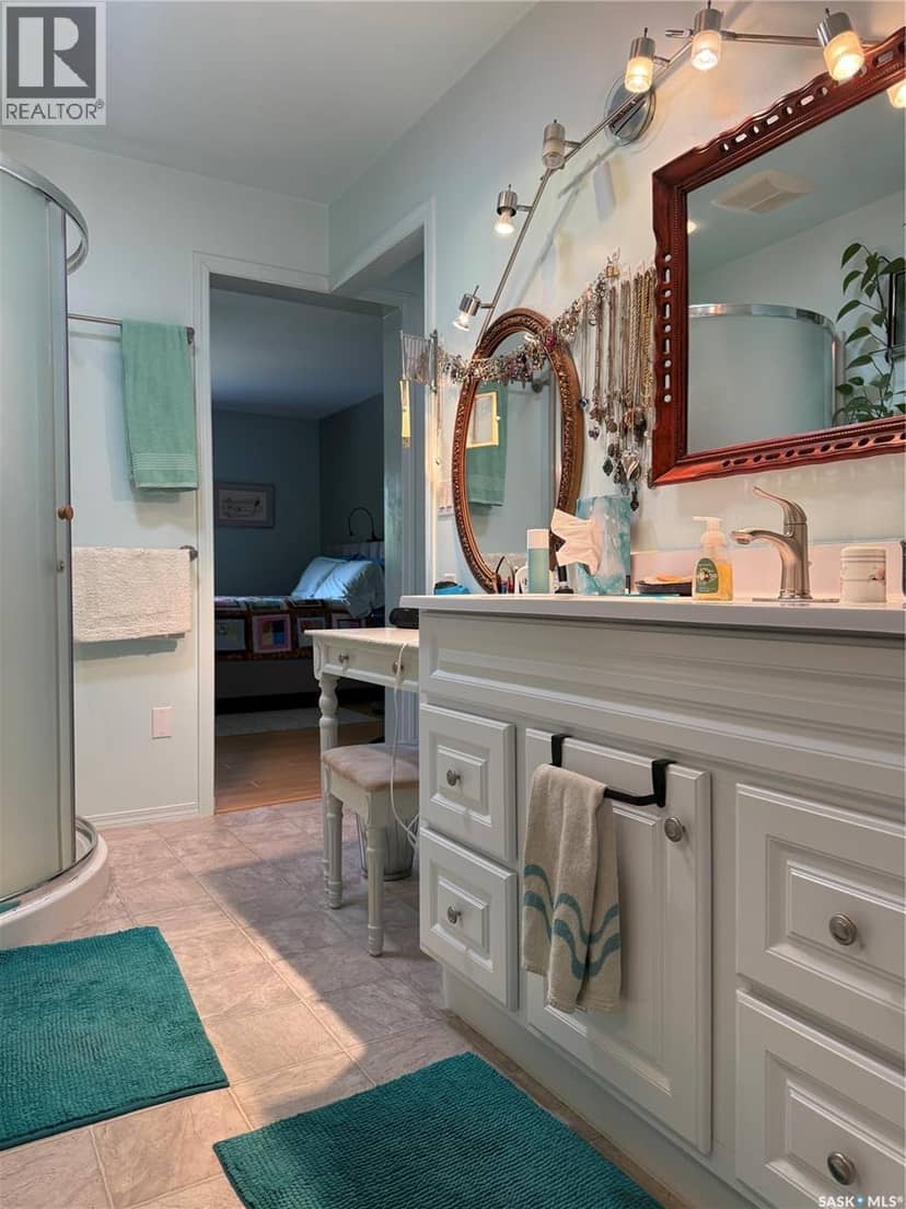218 Rose STREET — photo 16 of 40