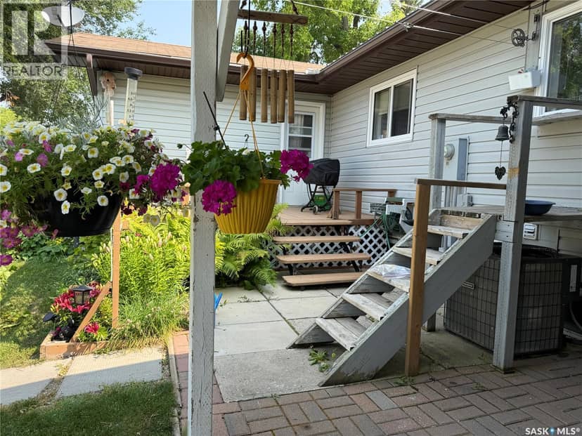 218 Rose STREET — photo 35 of 40