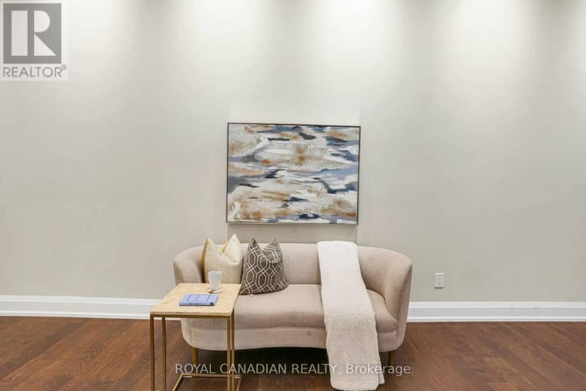 15 Glenview Heights Lane — photo 33 of 40