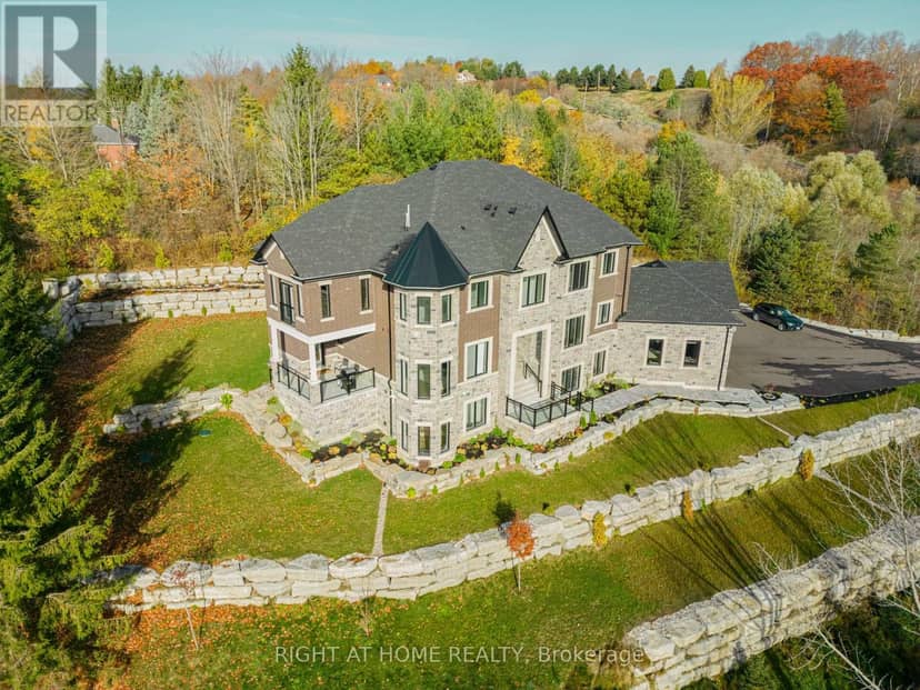 16158 Mount Pleasant Road, Caledon