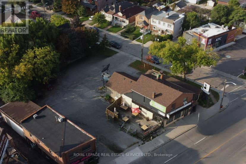 3513 Dundas Street W — photo 7 of 7