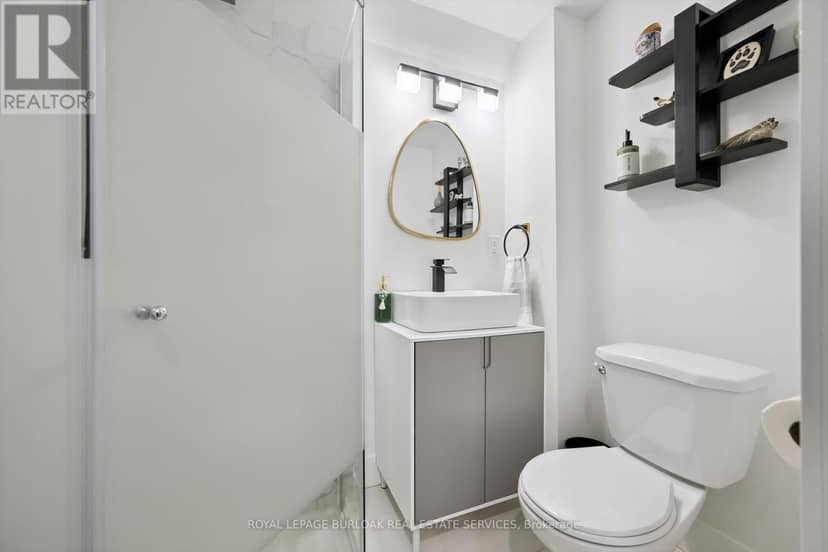 2152 Pelee Boulevard — photo 33 of 38
