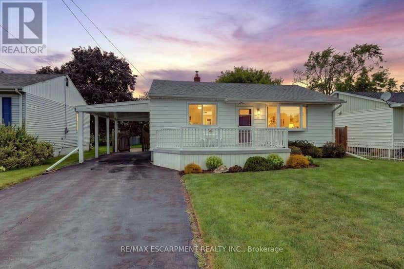 23 Lakeview Avenue — photo 2 of 34