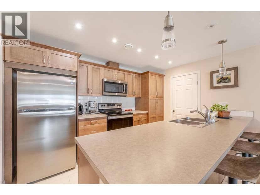 3346 SKAHA LAKE Road Unit# 304, Penticton, photo 7