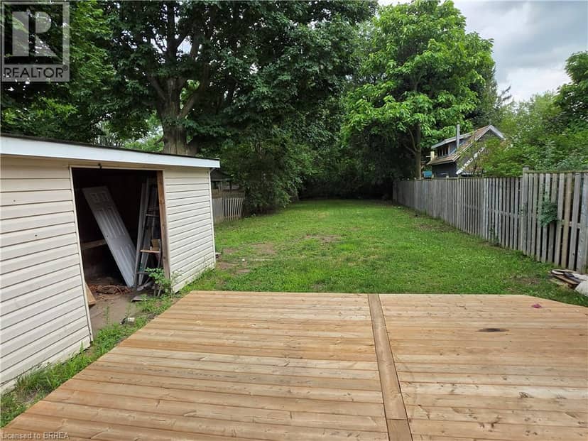 109 SYDENHAM Street — photo 3 of 30