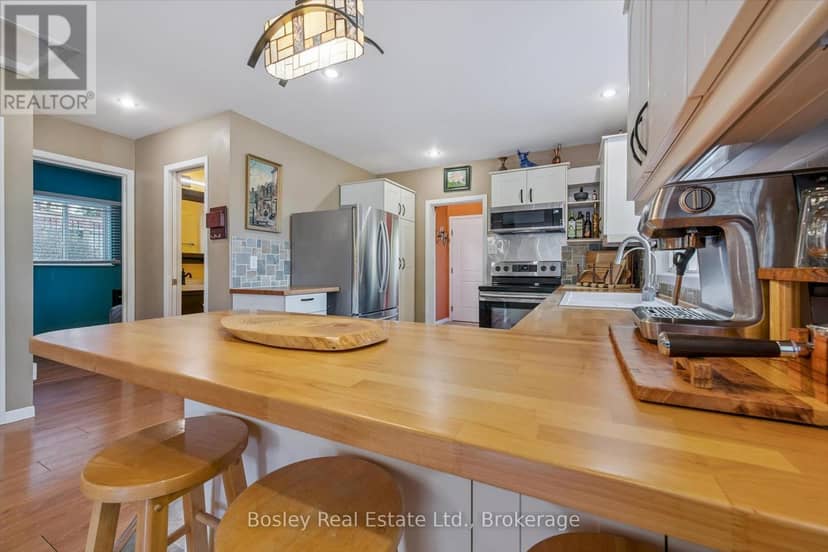 32 Holly Trail — photo 18 of 40