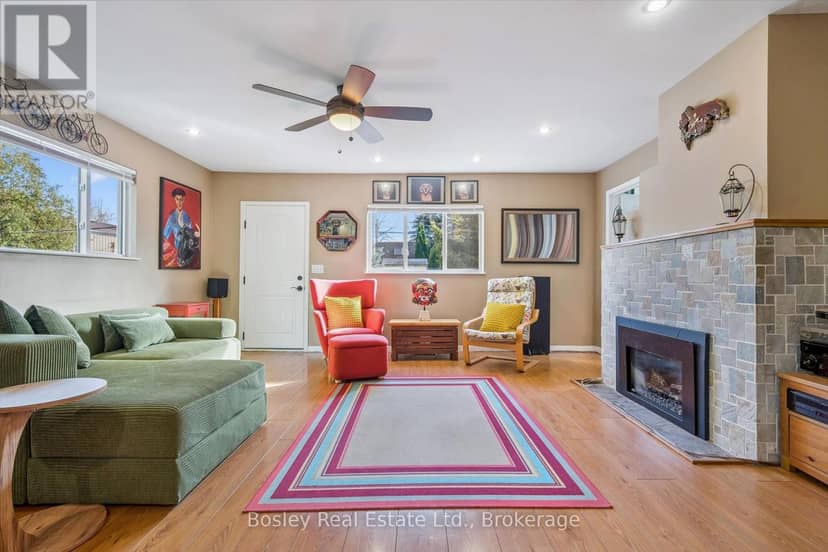 32 Holly Trail — photo 9 of 40