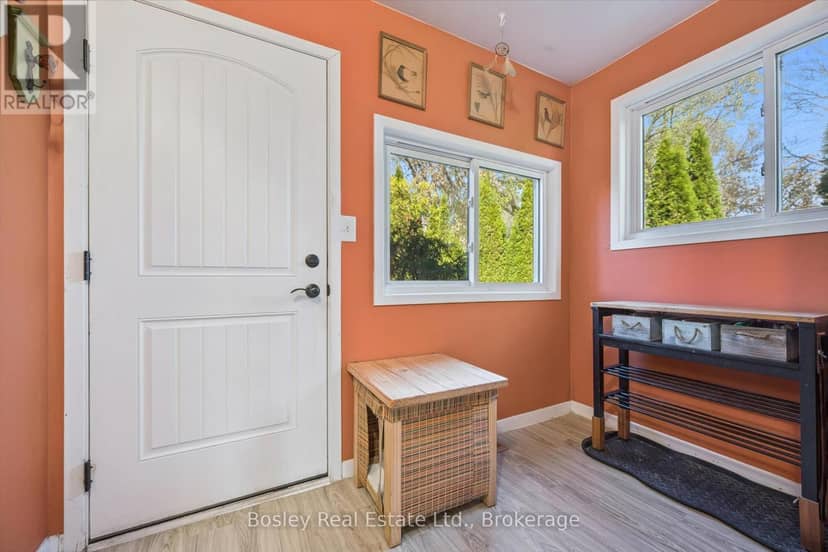 32 Holly Trail — photo 7 of 40