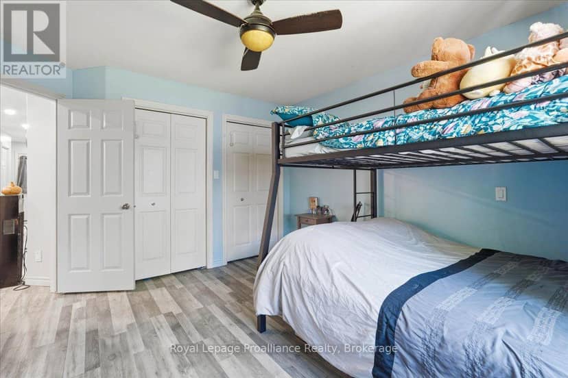 4 - 194 Haig Road — photo 12 of 23