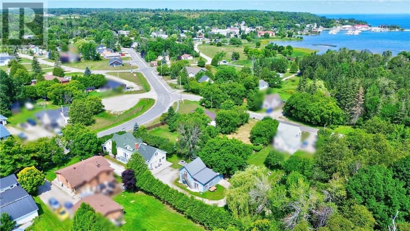 24 Gore Street, Gore Bay, Manitoulin Island, photo 3