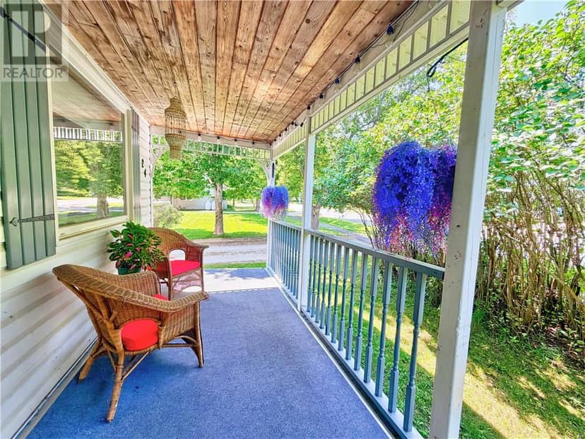 24 Gore Street, Gore Bay, Manitoulin Island, photo 5