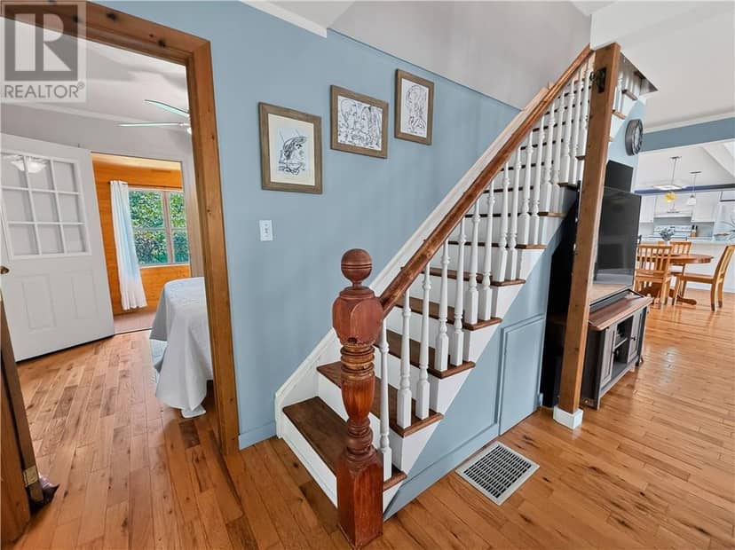 24 Gore Street, Gore Bay, Manitoulin Island, photo 6