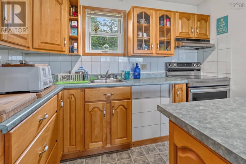 5877 West Bay Road, Roberta, photo 7