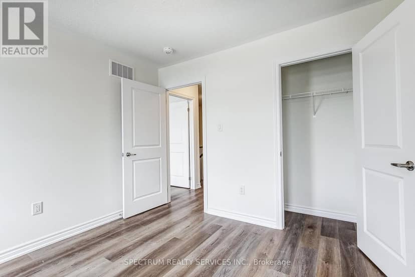 29 Strickland Avenue — photo 34 of 40