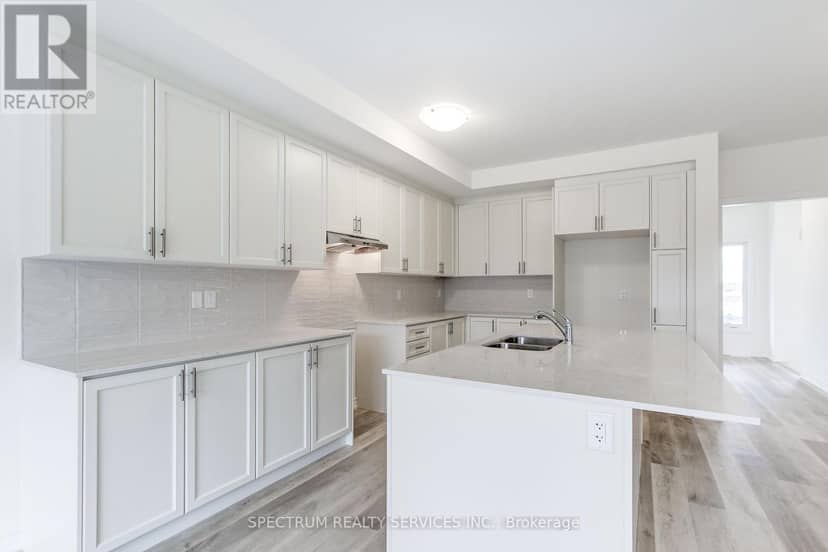 27 Strickland Avenue — photo 19 of 40