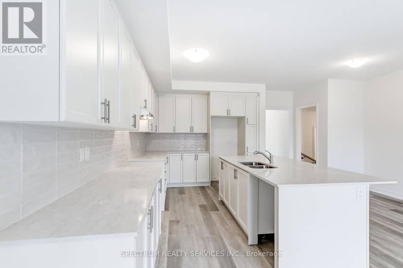 27 Strickland Avenue — photo 20 of 40