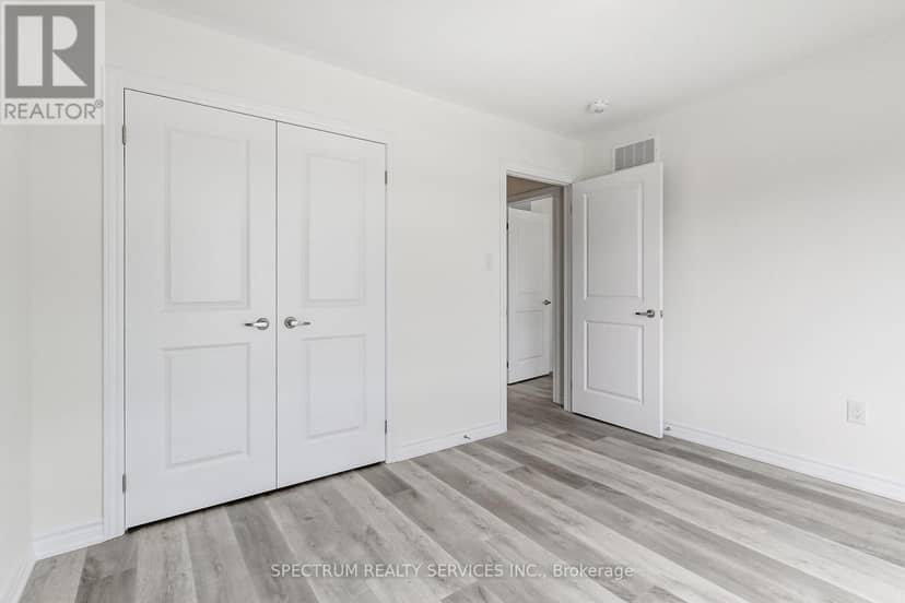 27 Strickland Avenue — photo 33 of 40