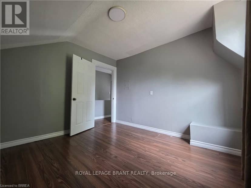 109 Sydenham Street — photo 15 of 30