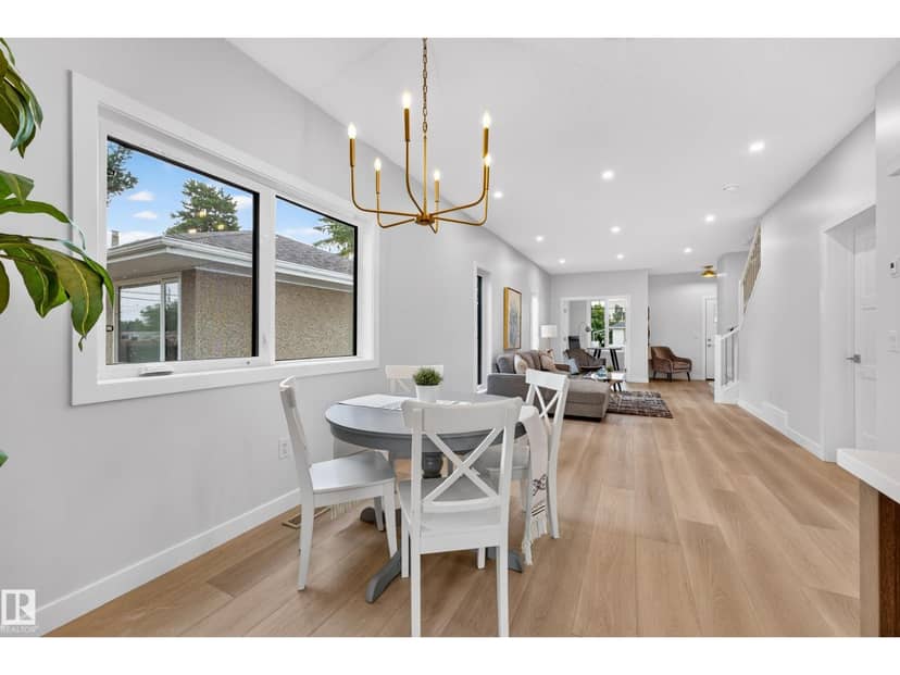 5604 105 AV NW — photo 18 of 40