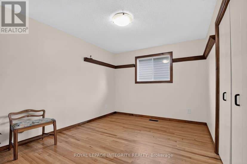 333 Charron Street — photo 18 of 40