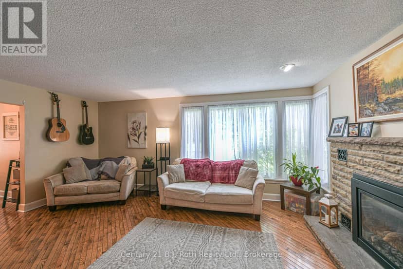 1028 Cowbell Lane — photo 27 of 40