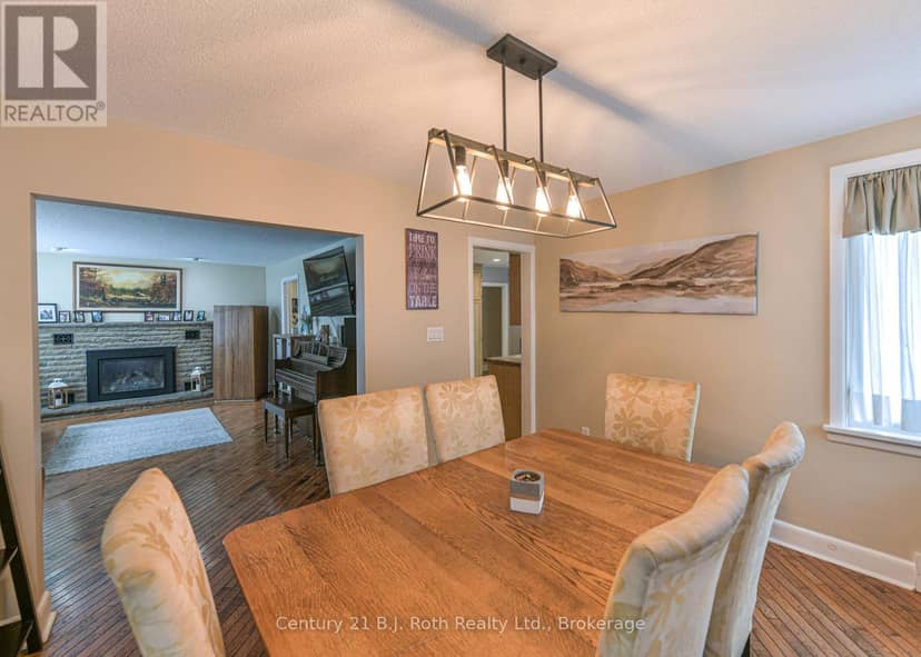 1028 Cowbell Lane — photo 32 of 40