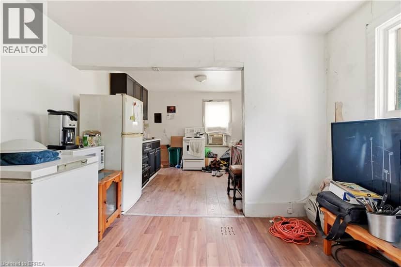 13 USHER Street — photo 23 of 33