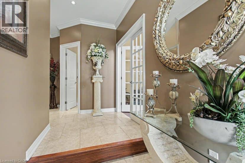 284 NORMANHURST Avenue — photo 7 of 40