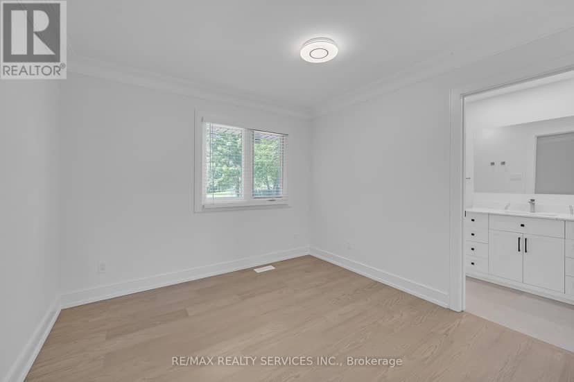 326 Mountain Road — photo 13 of 40