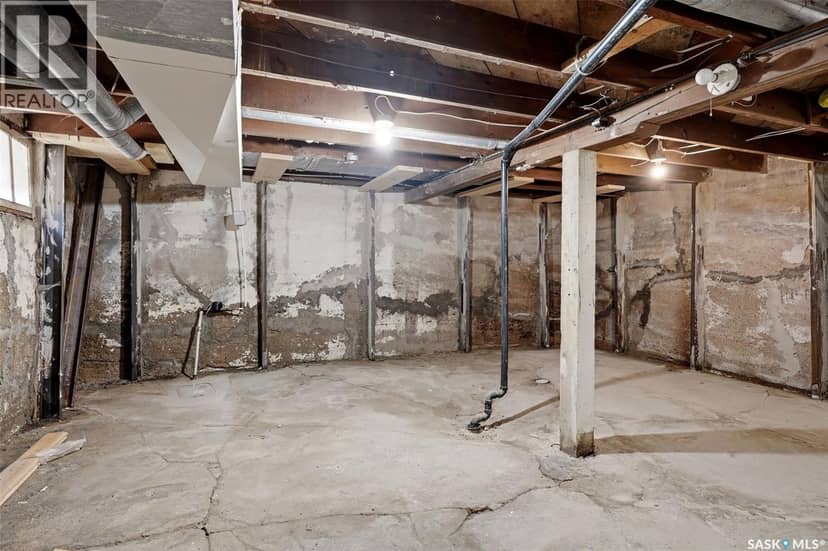1555 Retallack STREET — photo 22 of 36