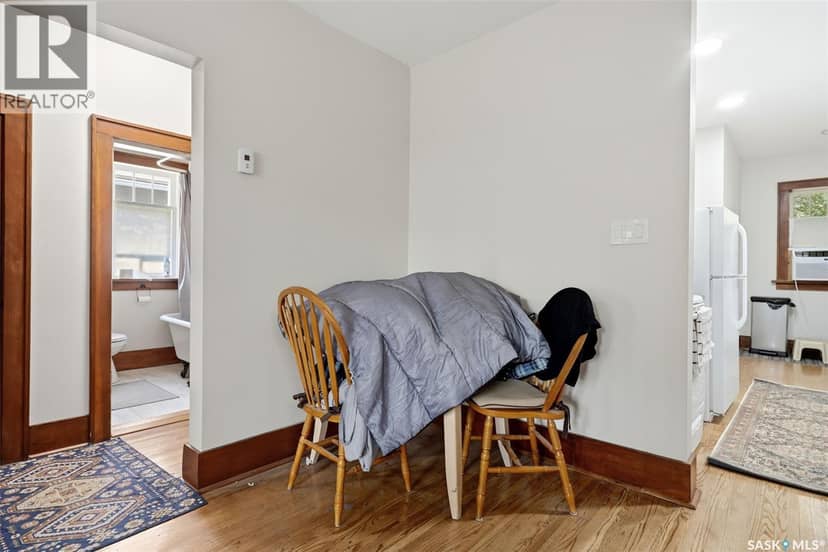 1555 Retallack STREET — photo 8 of 36