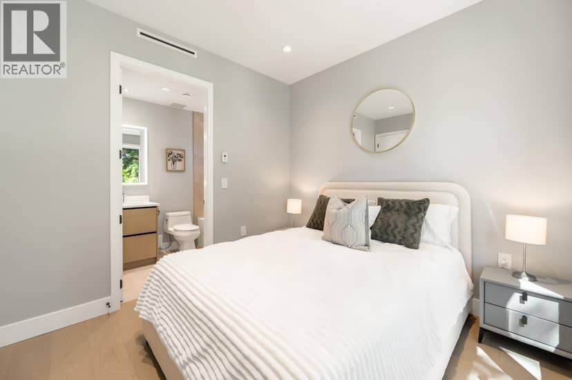 1 3771 W KING EDWARD AVENUE, Vancouver, photo 8