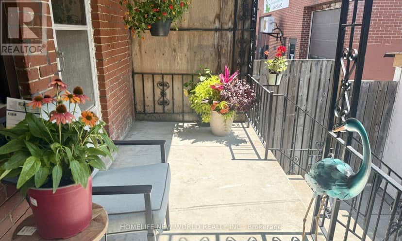 509 Dupont Street — photo 27 of 30
