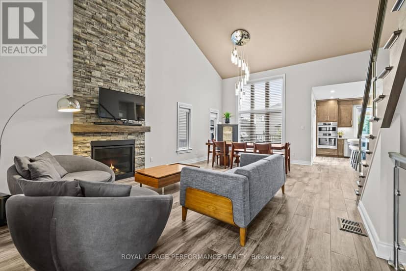 441 Bruges Street — photo 7 of 40