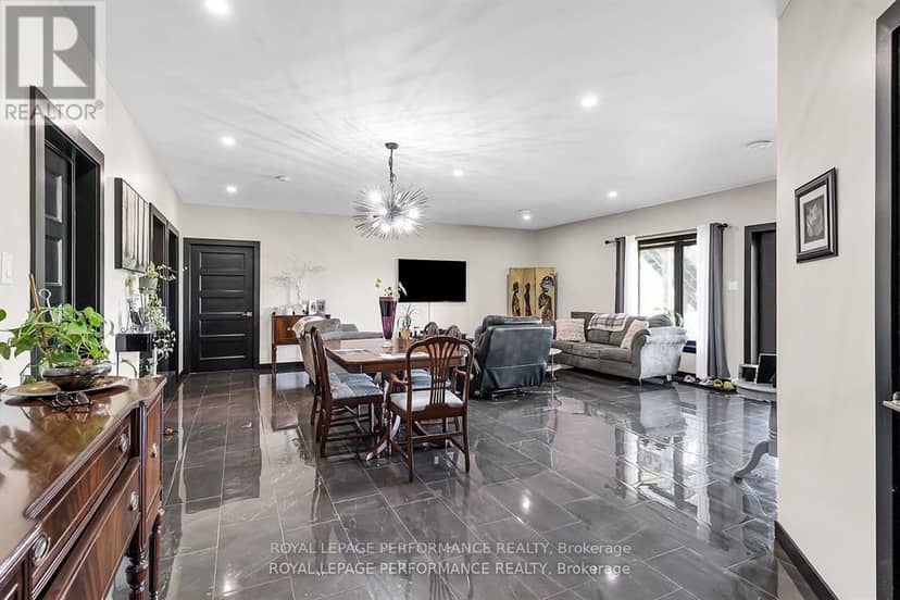 19 George Patrick Drive — photo 38 of 40