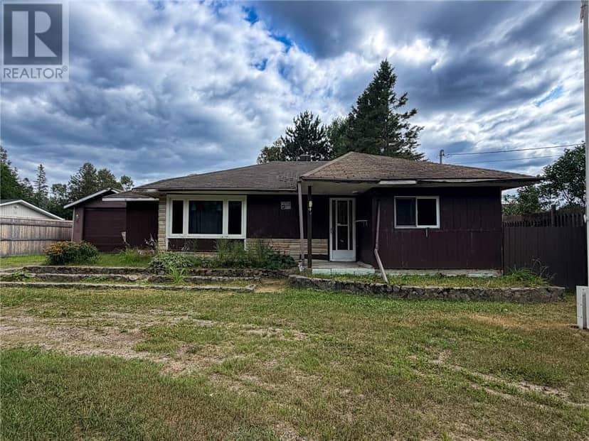 63 Larchmount, Chelmsford