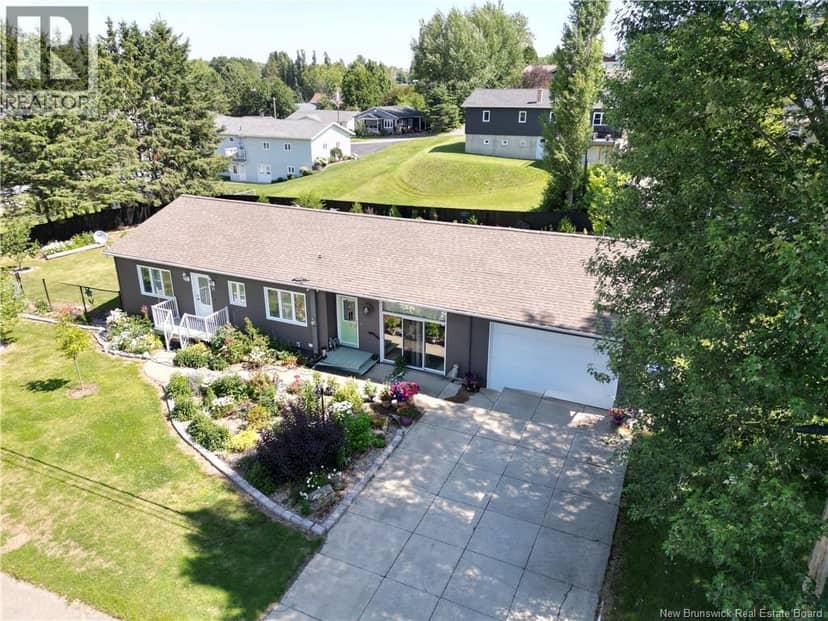 16 Beaulieu Street, Grand-Sault/Grand Falls, photo 2