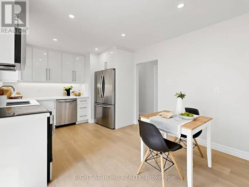 305 Pleasant Avenue — photo 13 of 40