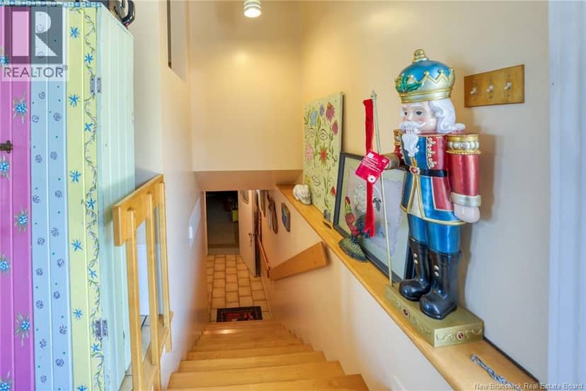 16 Beaulieu Street — photo 33 of 37