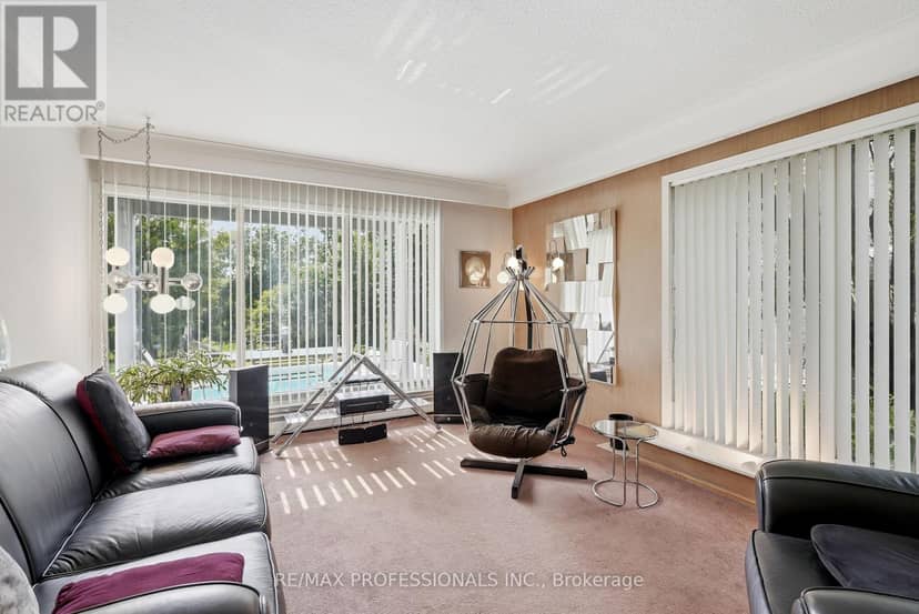 189 Edenbridge Drive — photo 4 of 40