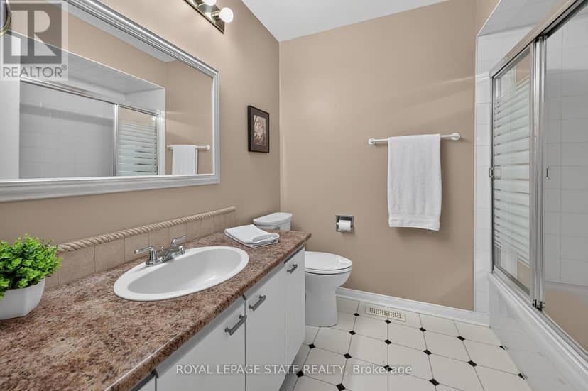 11 - 151 McNiven Road — photo 34 of 40