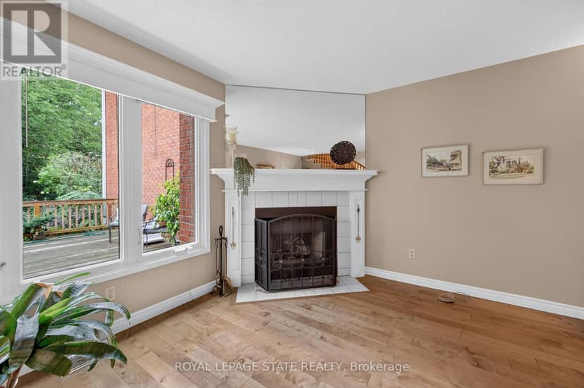 11 - 151 McNiven Road — photo 9 of 40