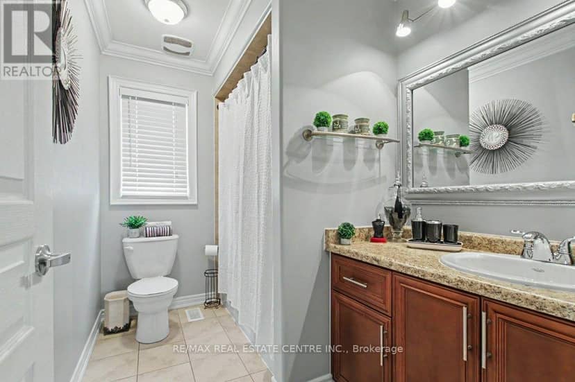 284 Normanhurst Avenue — photo 26 of 40