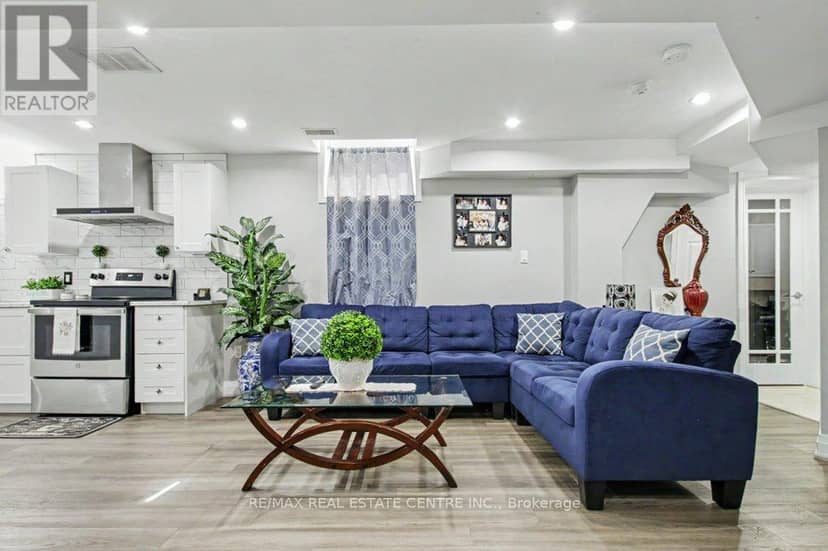 284 Normanhurst Avenue — photo 36 of 40