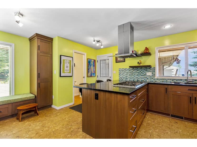 7691 PETERSON STREET, Mission, photo 8