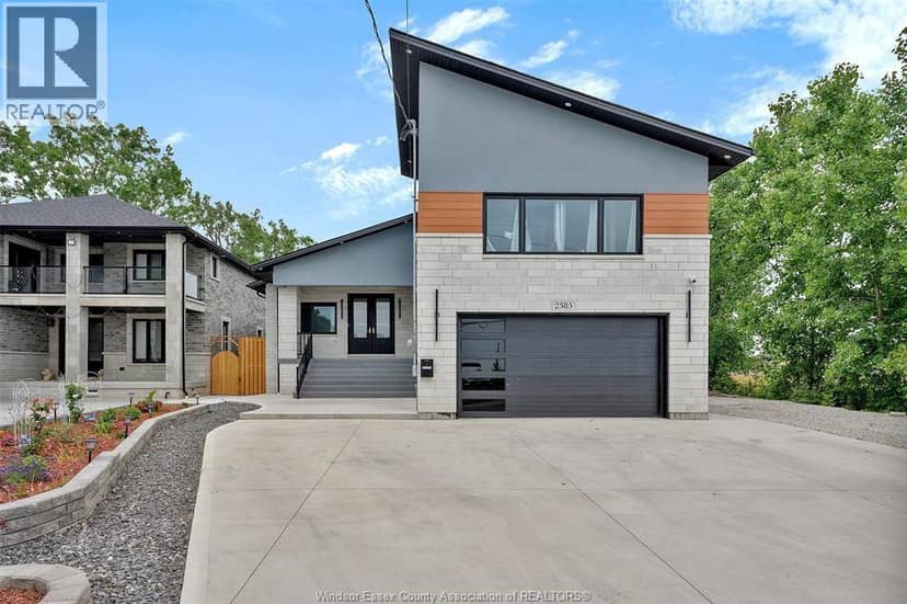 2585 Kenora Street — photo 1 of 40