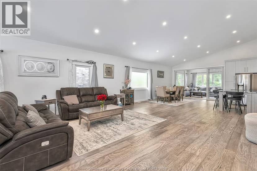 2585 Kenora Street — photo 15 of 40