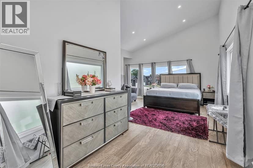 2585 Kenora Street — photo 33 of 40